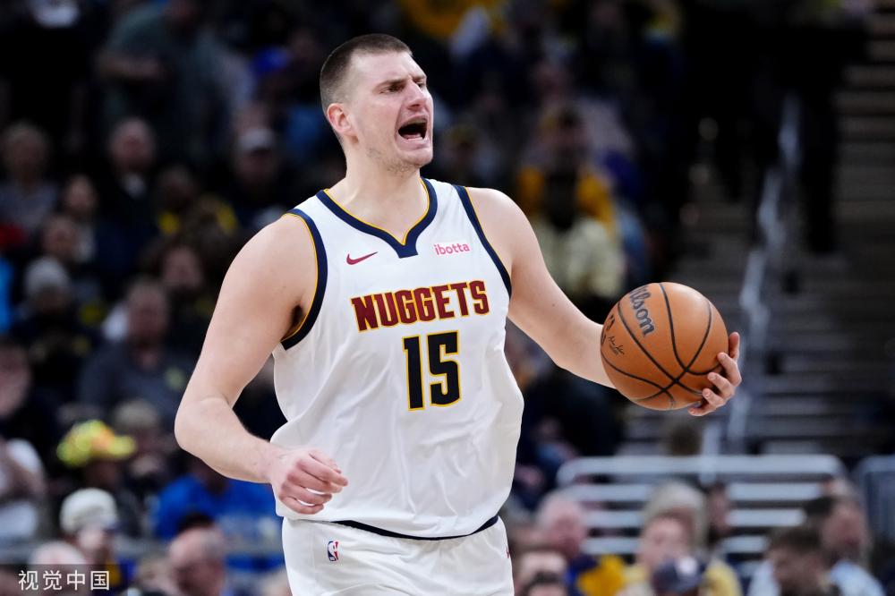 同時與其他 同時與其他