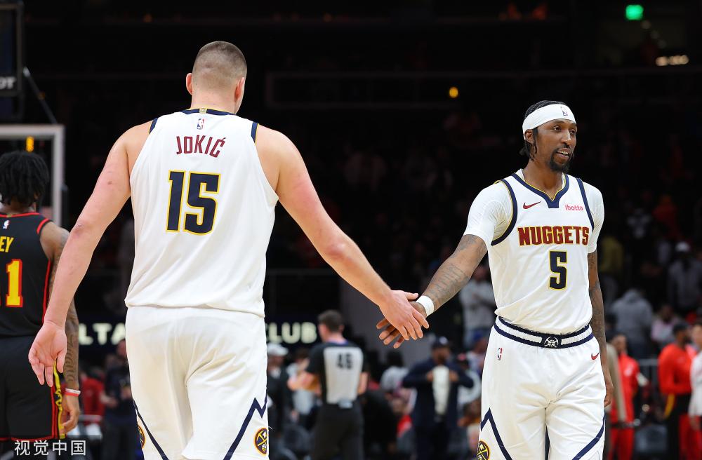 挺身而出的 挺身而出的